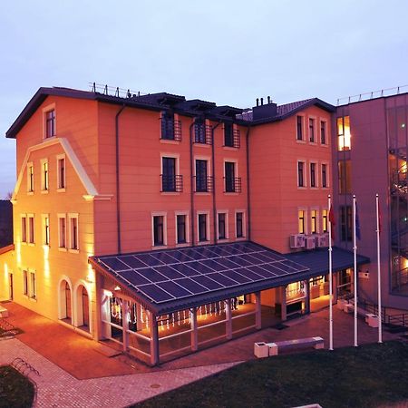 Albergue Rezidencija "Prieplauka" Alytus Exterior foto