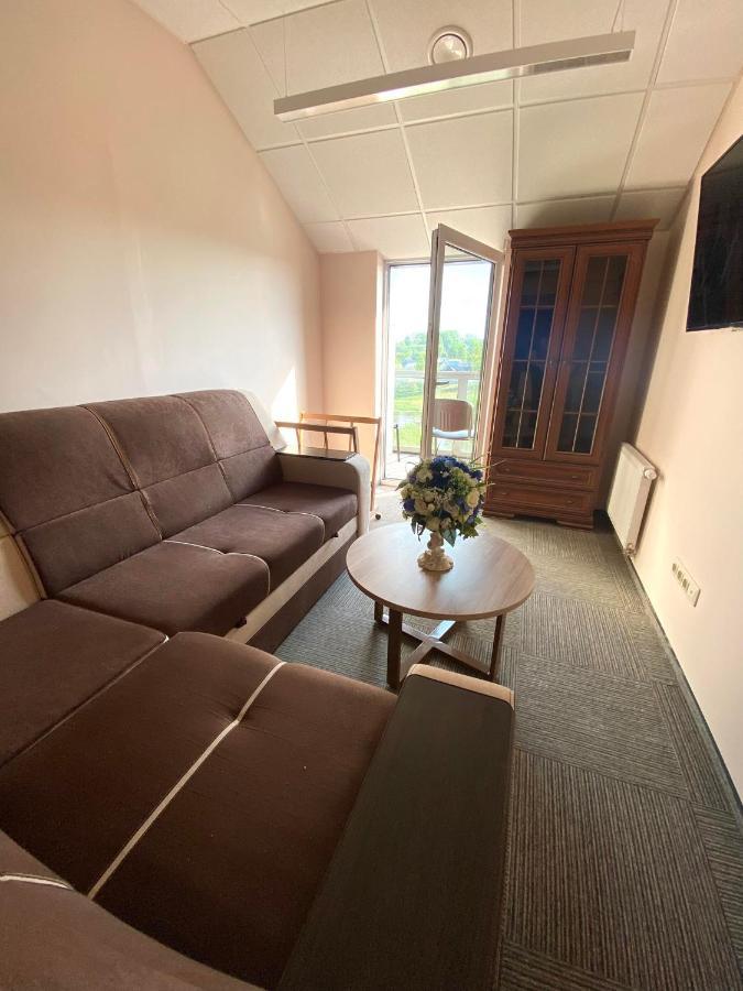 Albergue Rezidencija "Prieplauka" Alytus Exterior foto